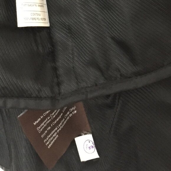 Danier Black Leather Medium Jacket with Removable Liner - Picture 5 of 5